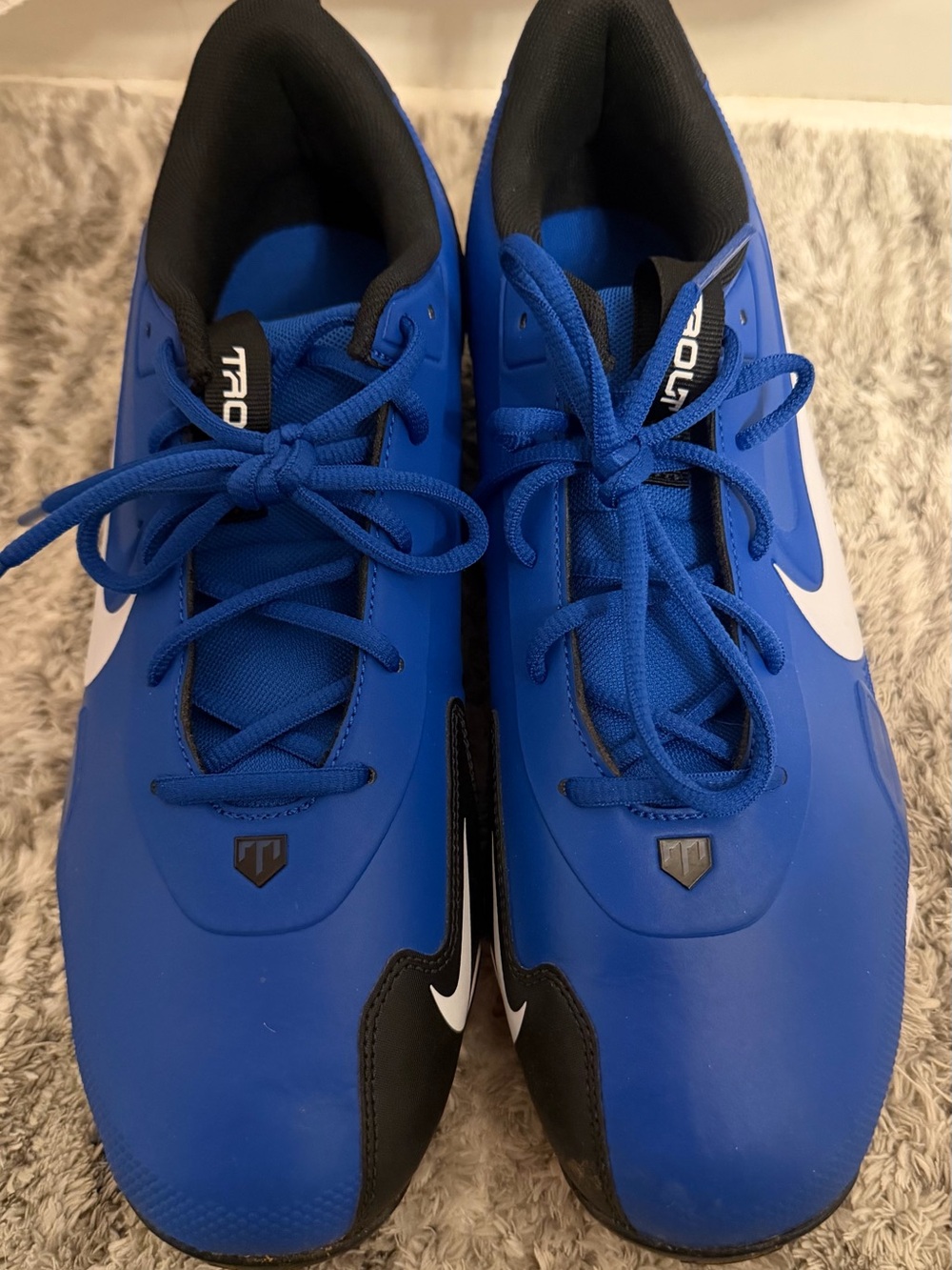 Nike Men's Royal Blue and White Baseball Cleats